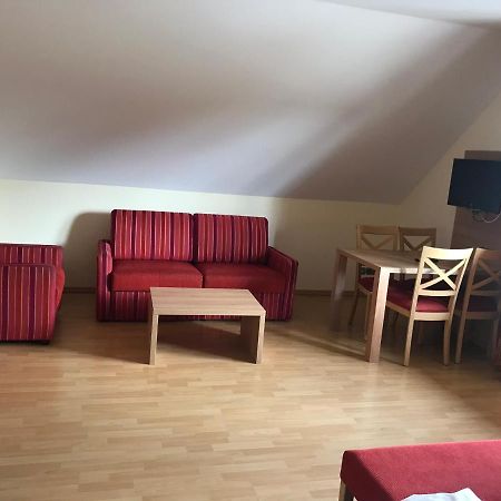 Laupus-Hof Apartment Bad Vilbel Ngoại thất bức ảnh