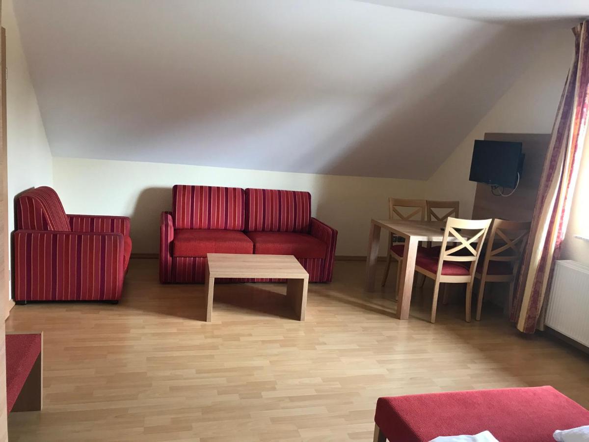 Laupus-Hof Apartment Bad Vilbel Ngoại thất bức ảnh